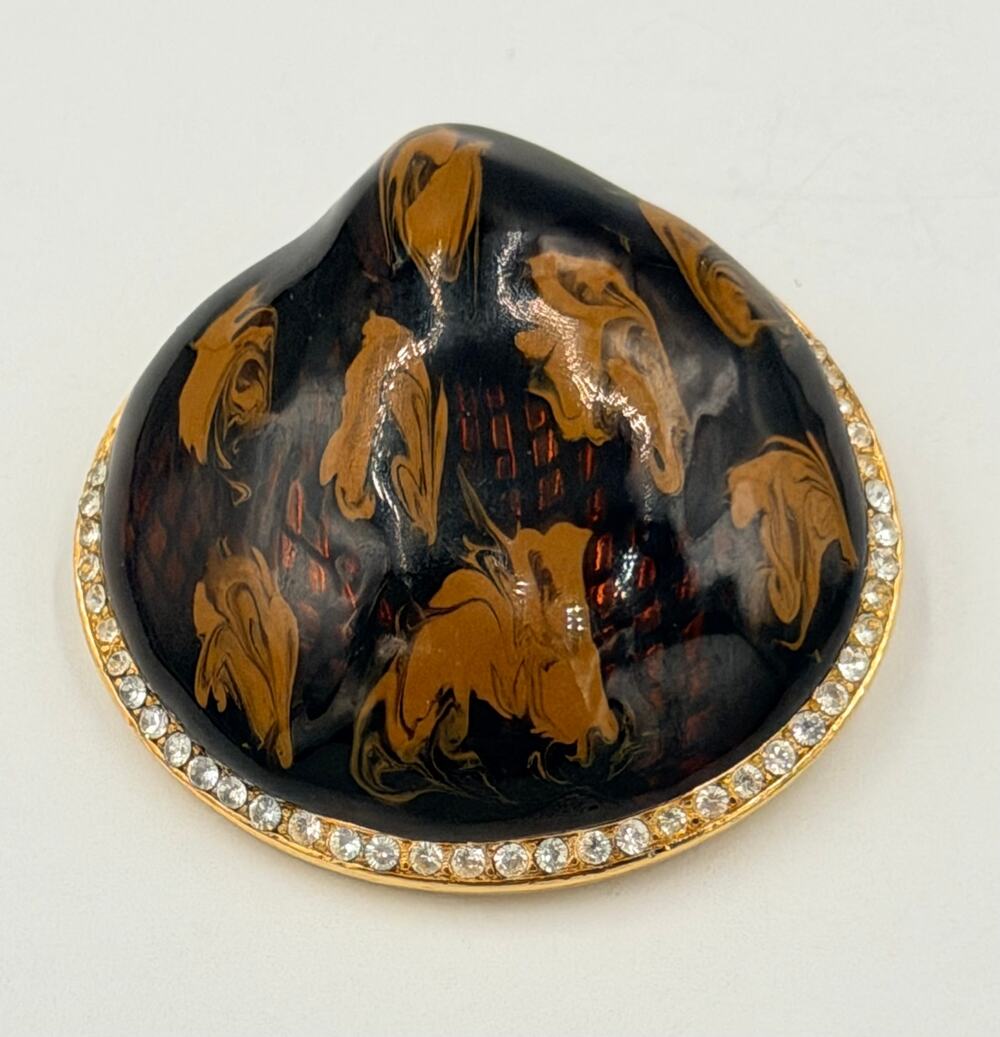 Vintage Erwin Pearl (E. Pearl) Tortoiseshell Enamel Rhinestone Shell Brooch